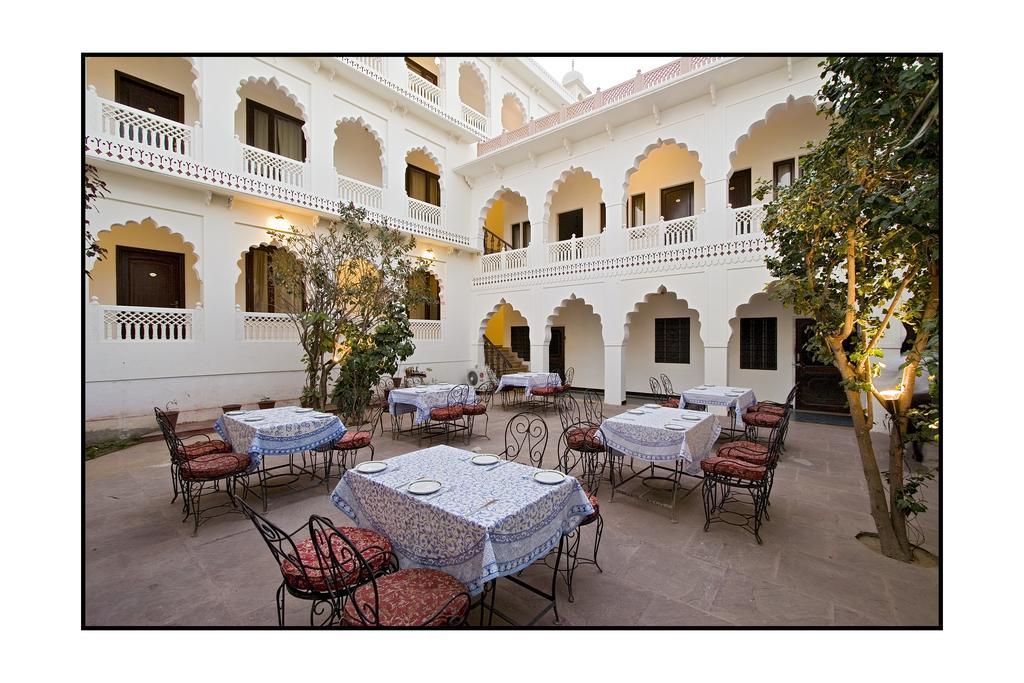 Heritage Khandwa Haveli Hotel Jaipur Exterior foto